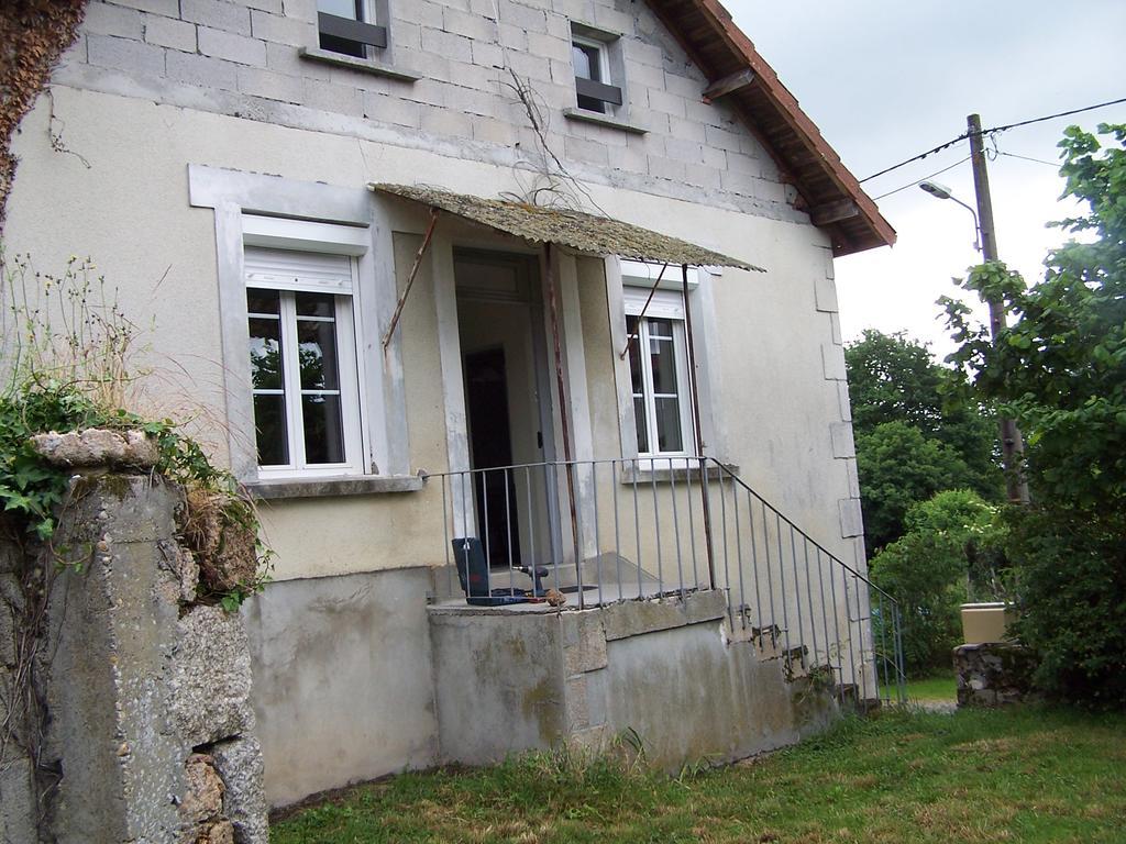 Gite Des Noisetiers Saint-Junien Bagian luar foto